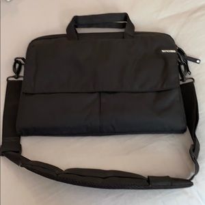 Incase laptop bag